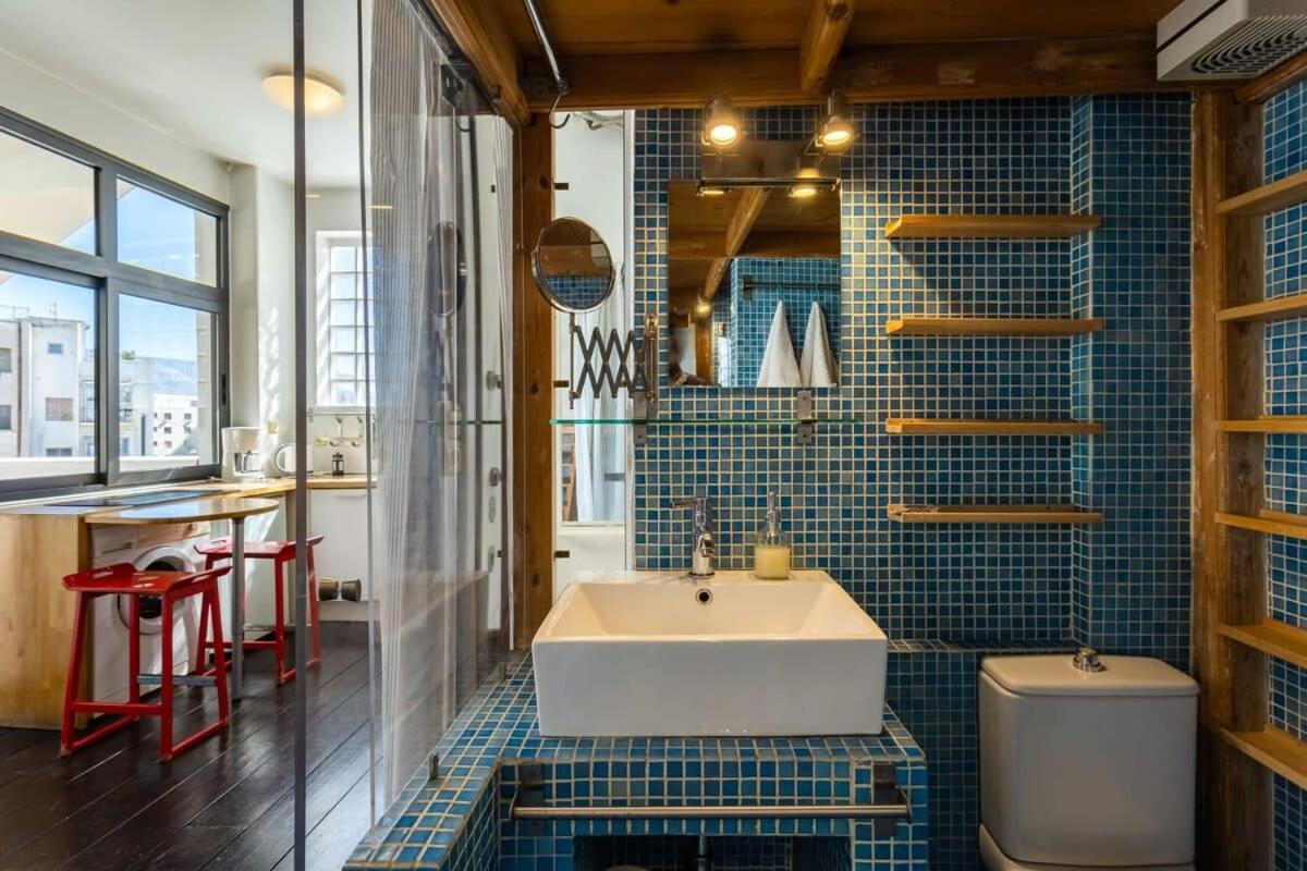 Acropolis Cozy Studio Home In The Heart Of เอเธนส์ ภายนอก รูปภาพ