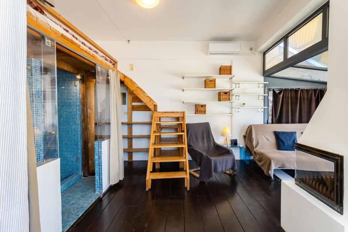 Acropolis Cozy Studio Home In The Heart Of เอเธนส์ ภายนอก รูปภาพ